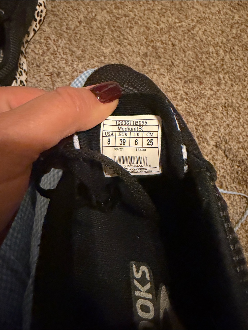 Brooks Black Running Shoes with Leopard-Print Trim - Picture 5 of 8